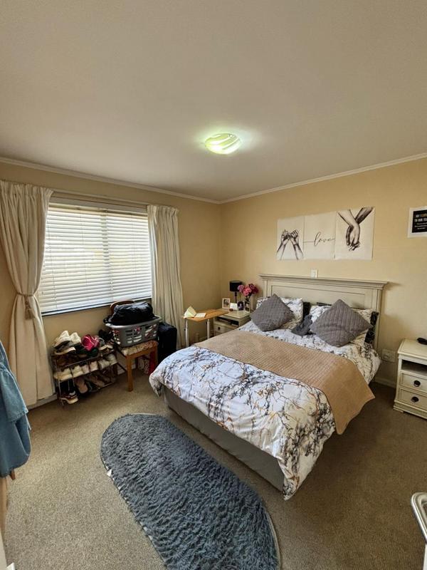 To Let 2 Bedroom Property for Rent in Claremont Western Cape